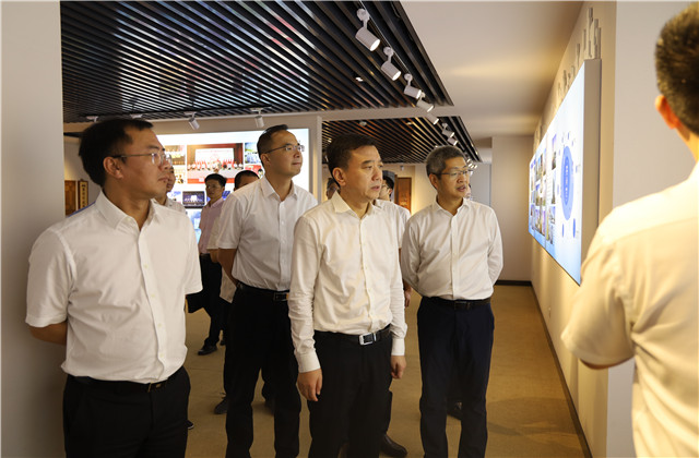 浙江省科技廳廳長高鷹忠一行到中天控股集團調研