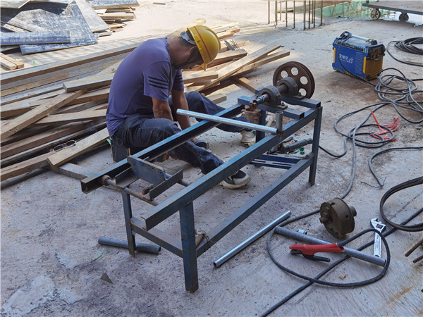 16938810508042456J3p.jpg 2金延年閑暇時間效仿發(fā)明機械.jpg